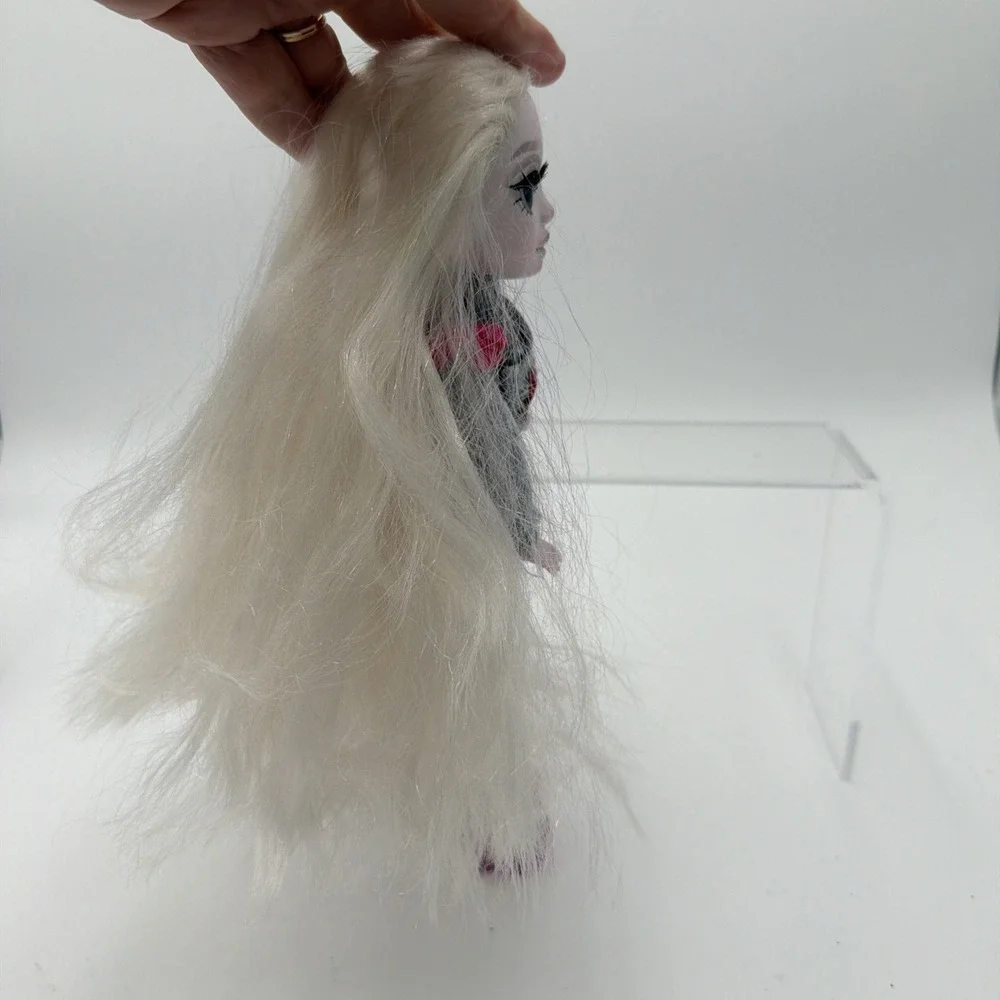 MGA Rainbow‎ High Natasha Doll Series 2 Articulated Nude Mixed Outfit